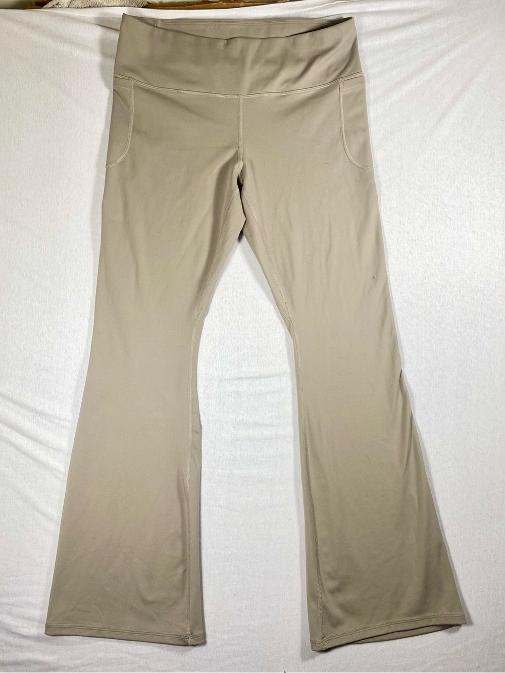 Under Armour Women's Motion Flare Leggings Pants Beige Tan